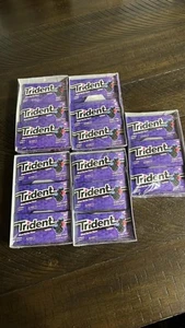 Trident Gomma Mista Bacche Senza Zucchero 12 Confezioni da 5 Pezzi Ogni Lotto di 5 Confezioni - Foto 1 di 1