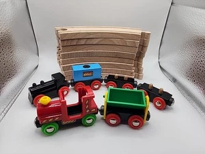 BRIO Wooden And Plastic Trains 2 Engines 4 Cars And 8 Pieces Of Curved Track - Picture 1 of 5