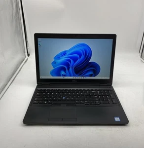 Dell Latitude 5590 computer portatile i5-8250U 1,6 GHz 8 GB RAM 256 GB SSD Windows 11 Pro FHD - Foto 1 di 8