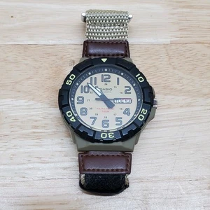 Casio Watch Men Water Resistant 5474 MRW-210H Day Date 100M Quartz Green Brown - Picture 1 of 6