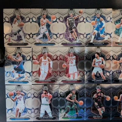 2023-24 Panini Mosaic NBA lot - Mixed players and teams - Image 1 of 3