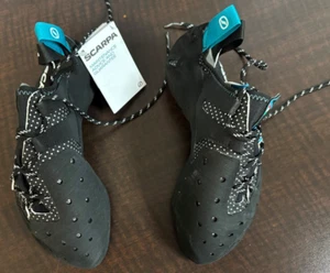 Men's Scarpa Chimera Climbing Bouldering Shoes Size US 10.5 EU 44 Blk Azure NEW - Picture 1 of 4
