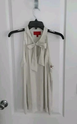 Camiseta sin mangas Jennifer Lopez para mujer halter cuello alto talla: grande precio de venta sugerido por el fabricante $40 Foto 1 de 2