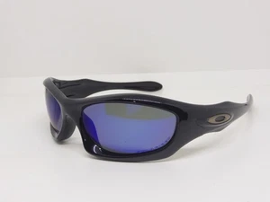 Oakley Monster Dog Polished Black w/Deep Blue Polarized lens SKU 12-749 - Picture 1 of 16