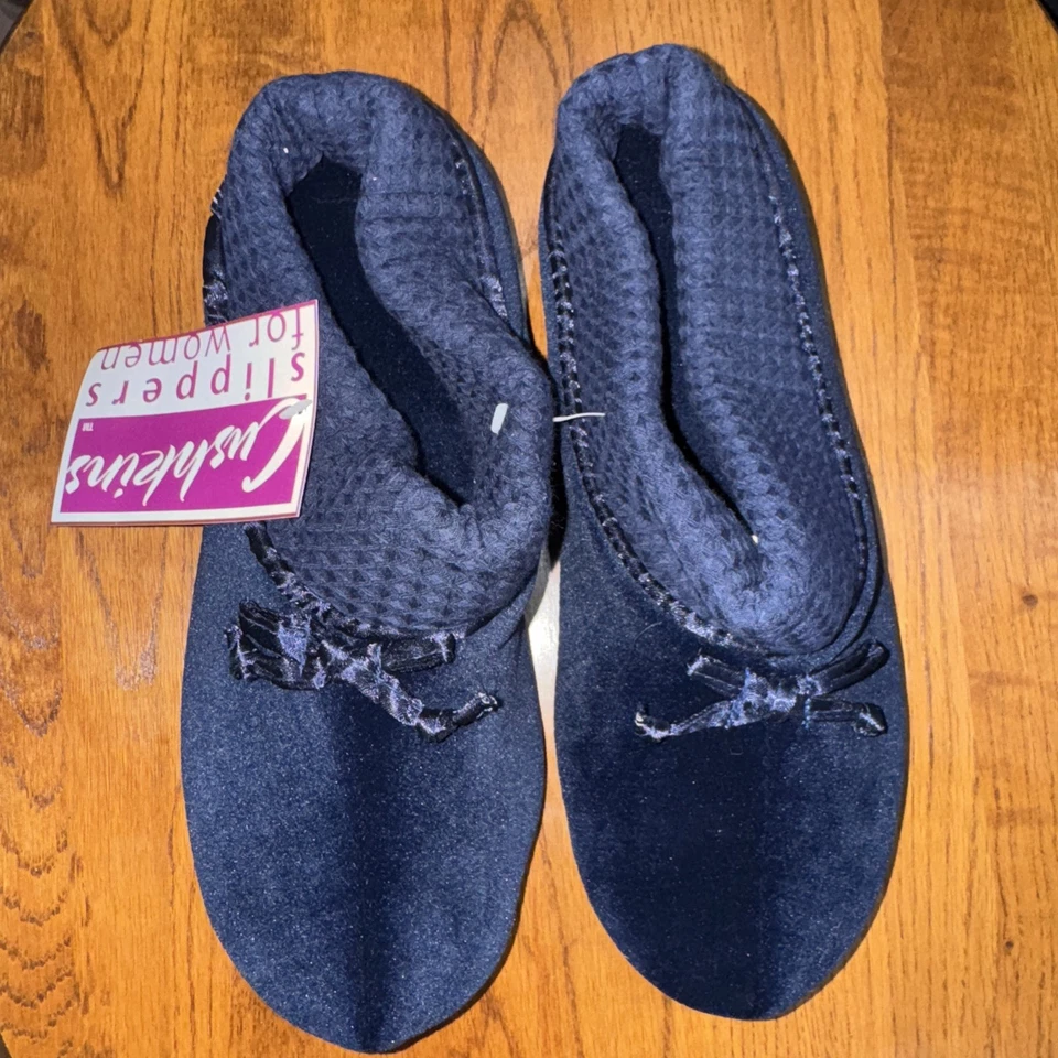 Womens Large 8-9 House Slippers, Navy Blue Quilted Vintage Cushkins, NWT 11” Foto 1 de 4