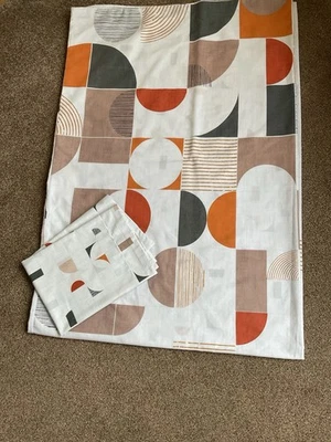 DUNELM  SINGLE DUVET COVER + ONE OXFORD PILLOWCASE - Image 1 of 4