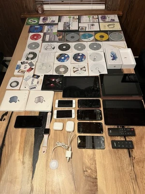 HUGE Electronics Lot Apple, HP, Bose, Etc (SEE DESCRIPTION) - Image 1 of 4