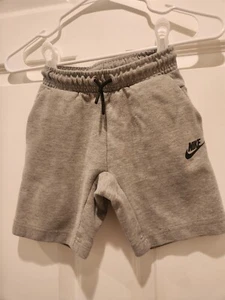 Nike Sportswear Tech Fleece Shorts. Kids Size Medium 5-6 Years old. Grey Black - Picture 1 of 4