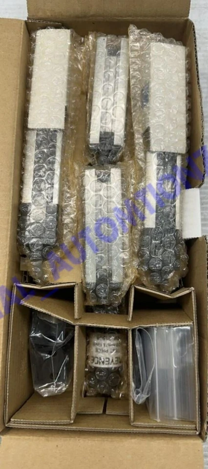 KEYENCE PJ-V21 SAFETY LIGHT CURTAIN RECEIVER & TRANSMITTER - Image 1 of 4