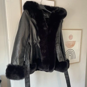 Glamdoll Lillie Black Belted Girls Coat Faux Leather/Fur, Size S (UK 6-8) - Picture 1 of 2