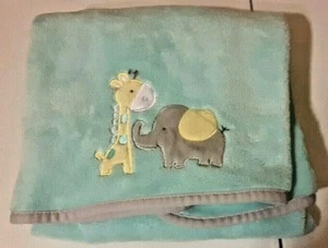 Cuddle Time Green Soft Fleece Baby Blanket Elephant Giraffe Gray Trim Cuddletime - Picture 1 of 4