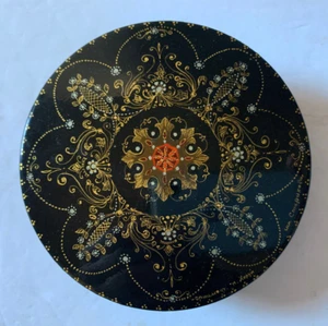 Vintage Made in USSR Russian Lacquer Trinket Box Round Signed 3 7/8" - Picture 1 of 7