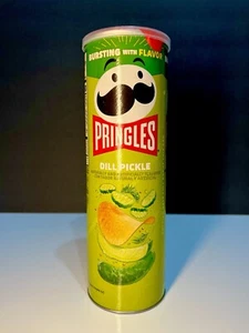 ⚫️Nuevo exclusivo Pringles eneldo encurtido patata frita 5,5 oz - Imagen 1 de 2
