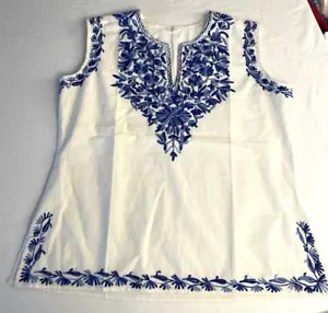 Women's Blue & White Embroidered Sleeveless Blouse Top 100% Cotton Vacation - Picture 1 of 6