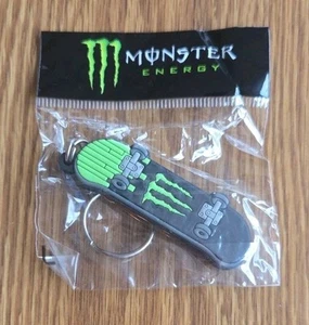 New Monster Energy Keychain Skateboard Promo Key Chain RARE Green Black - Picture 1 of 2