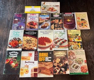Vintage Recipe Cookbooks Advertising Pamphlets Lot of 18 Pillsbury Kraft Wesson - Imagen 1 de 11