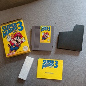 Super Mario Bros. 3 Nintendo NES PAL Boxed Game with Manual