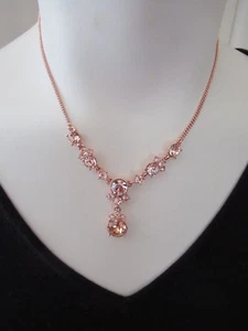 Neu mit Etikett Givenchy schöne roségoldfarbene "Y" Halskette klar & Seidensteine - Bild 1 von 7
