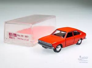 1:66 Schuco Modell 301 867 Volkswagen VW Passat LS B1 rot Box OVP Diecast - Bild 1 von 10