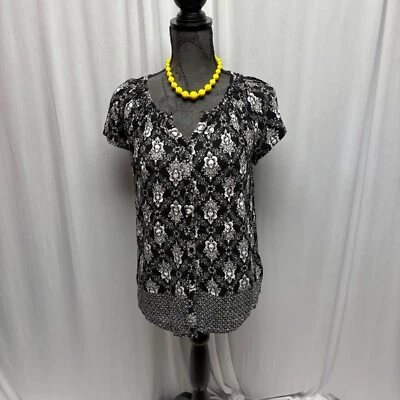 Faded Glory Black White Floral Blouse Womens Size Large 12-14 Short Sleeve Top - Image 1 of 4