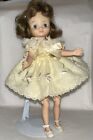 Vintage Betsy McCall Puppe amerikanischer Charakter 8" gelb Geburtstag Party Kleid Schuhe