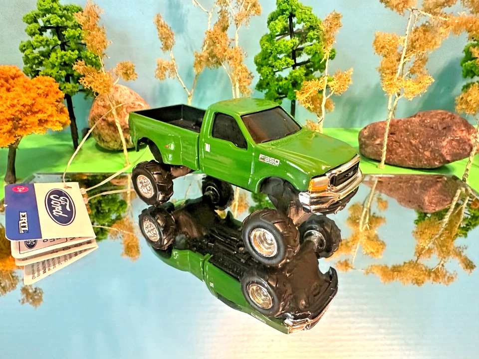 Ertl Truck, Ford F350 Custom G5 Lift Kit Farm Toy, 1:64 Diecast John Deere Green - Image 1 of 3