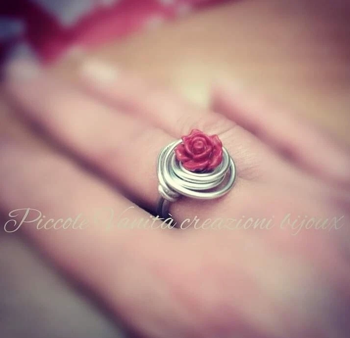 Anello da donna alluminio argento regolabile con rosa festa della mamma - Immagine 1 di 1