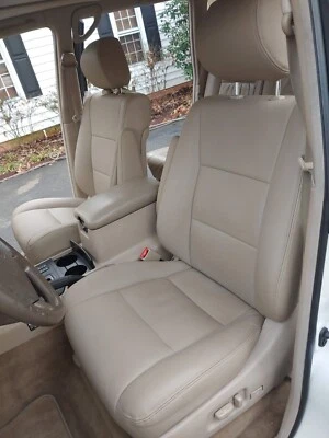 Fundas de asiento de cuero sintético Lexus GX470 2002-2009 en color beige tostado con consola Foto 1 de 2