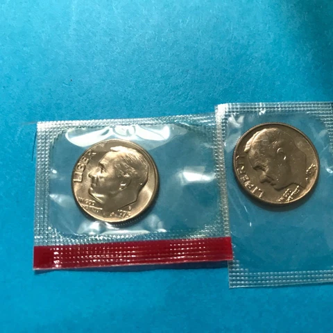 1975 P&D Roosevelt Dime US Mint Cello Unc  FREE SHIP   **See Pics Cover