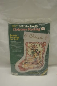 Kit de medias de hierro a todo color para Navidad a cuadros Teddy's Toyland 57459 - Imagen 1 de 5