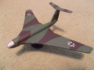 Built 1/144: German HEINKEL 60-Ton Flying Wing Prototype Bomber Aircraft Luft46 - Picture 1 of 1