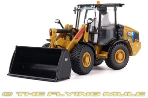 Diecast Masters 1:50 906 Wheel Loader - Picture 1 of 4