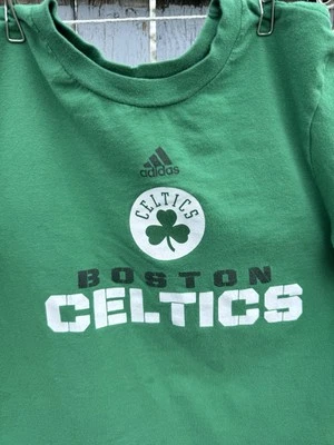 Boston Celtics ADIDAS Boys Shirt 5/6 Medium Basketball Long Sleeved Green Tee - Image 1 of 4