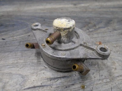 Yamaha Exciter 570 LC 116 1987 moto de nieve bomba de combustible línea de inyección gasolina gas Foto 1 de 3