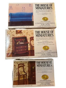 La Casa delle Miniature Chippendale # 40017 Scrivania 40007 2 Sedie 40015 Divano Blu - Foto 1 di 12