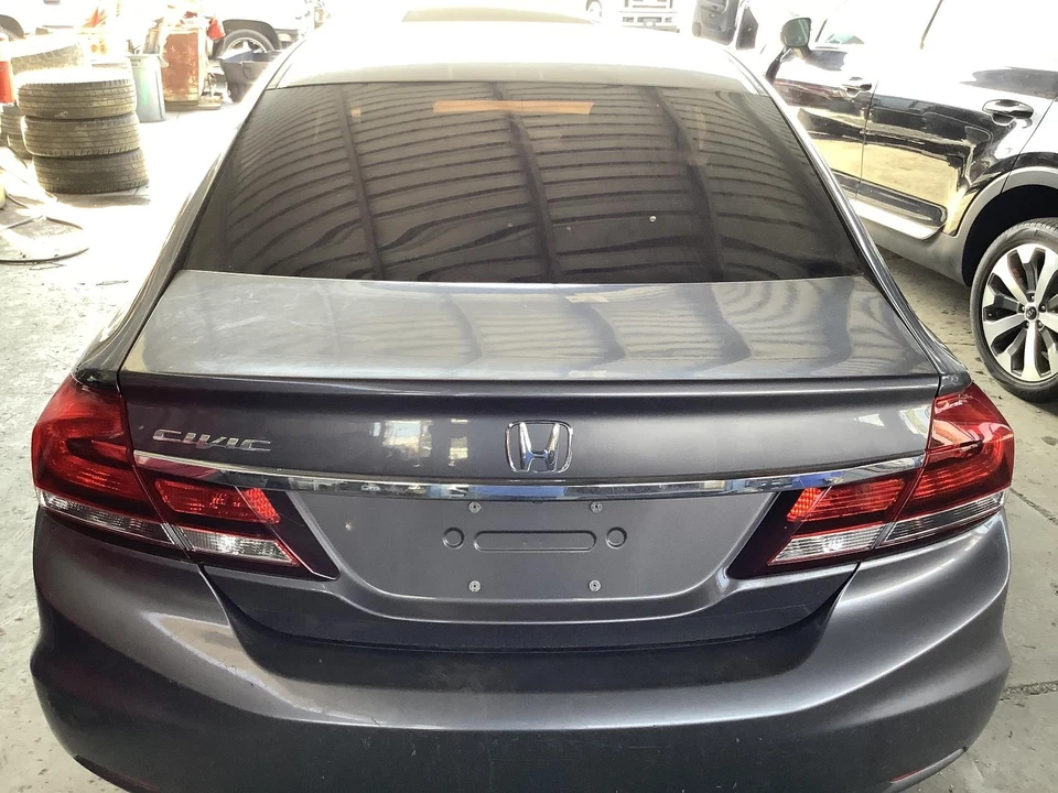 Used Deck Lid fits: 2015 Honda Civic Canada market Sdn 1.8L EX Grade A - Image 1 of 4