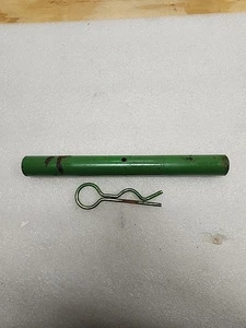John Deere L169060 Gewichtshaltestift vorne GEBRAUCHT - Bild 1 von 5