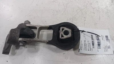 Chrysler 200 Engine Motor Mount Rear Back  2015 2016 2017 - Image 1 of 3