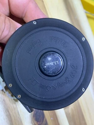 Carretel de pesca com mosca LL Bean J W Young & Sons LTD Radditch England (lote #15642) - Imagem 1 de 4