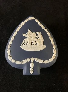 Wedgwood Portland Blue Jasperware Spade Muses Pegasus Trinket Jewelry Box. EUC - Picture 1 of 8