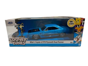 WILE E. COYOTE & 1970 PLYMOUTH ROAD RANNER / Jada  1:24  LOONEY  TUNES - Foto 1 di 3
