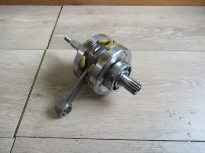 YZ 125 YAMAHA *2000 YZ 125 2000 HOT RODS MONTAJE EJE CIGÜEÑAL 1/16 JUEGO LATERAL Foto 1 de 4