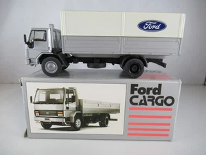 NZG 1:50 219 Ford Cargo Truck - Picture 1 of 7