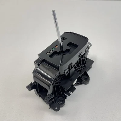 08-13 Toyota Highlander Gear Box Selector Shift Shifter Lever Assembly OEM - Image 1 of 4