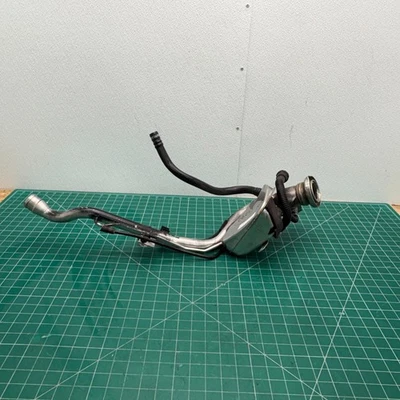06-11 MERCEDES-BENZ CLASE W219 CLS TANQUE DE COMBUSTIBLE LLENADO CUELLO LÍNEA TUBO OEM Foto 1 de 4