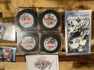 Florida Panthers Hockey Autographed Memorabilia Signed Pucks And Rookie Cards - Picture 1 of 23