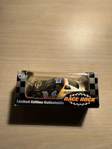 Race Rock #2 1997 Monte Carlo 1/64 Diecast NASCAR Limited 1 of 10,080 Racecar - Picture 1 of 2