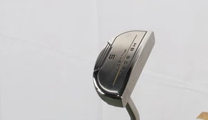 Cleveland Huntington Beach Soft Milled 5 All-In 34 Putter Excellent Rh 12830348 - Picture 1 of 5