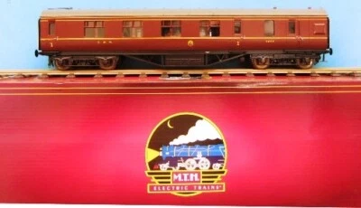MTH trains LMS Mk3 Brake 1st coach in LMS CrImson Lake Livery 22-60063 - Image 1 of 4