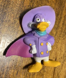 Modellino DARKWING DUCK Disney 2" PVC - 1992 Kellogg's Cereal Toy - Foto 1 di 3